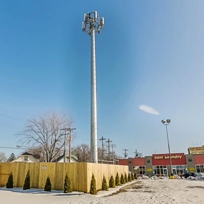 18 26 34M Stadtlandschafts-Monopol aus verzinktem Stahl, selbsttragend, für den Außenbereich, 5G, 4G, WLAN, ästhetischer Telekommunikationsturm