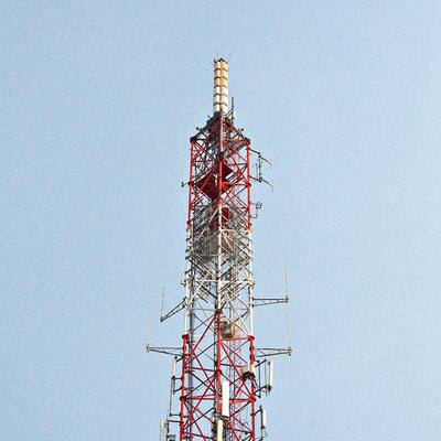 35M wetterfeste 3-beinige rohrförmige Stahlkonstruktion für Telekommunikations-Mikrowellen-Beobachtungs- und Überwachungsinstallationen