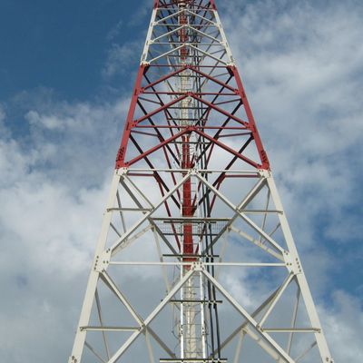 Hochauflösende Dreiecks-Radio-Telekommunikation 3 Beinige Rohrstahlturm 40M/S