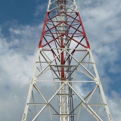 Hot Dip Galvanized Selbsttragende Radioturm 5 km Wifi GSM Telefon Satelliten Mikrowellen Radioturm
