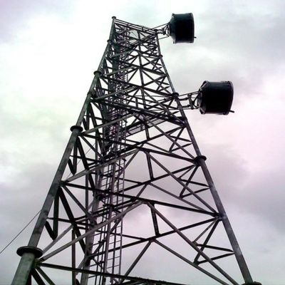 Q345 / Q235 3beinige Rohrstahltürme / Gitterstahltürme ANSI/TIA-222-G-2005