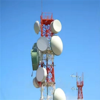 Dreibeiner Turm, der sich selbst stützt