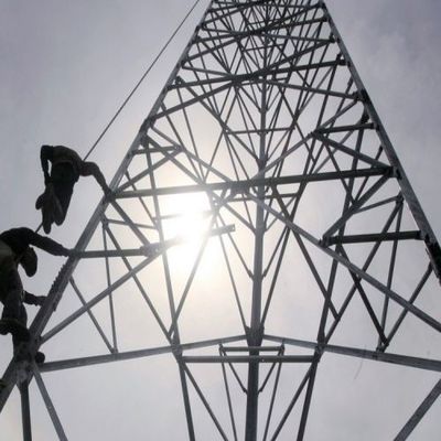 Q255B Q355B Q420B Konstruktion 3 Bein Winkelstahlturm Telekommunikationsturm