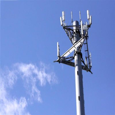 30m 35m 40m Galvanisierte 4g / 5g Zellstellen Monopol Mobiltelefon Turm Signal Mikrowelle