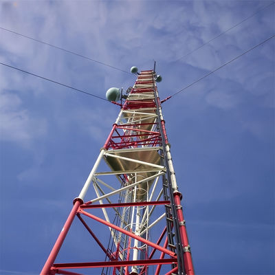 Rohrförmiger Mikrowellenturm aus Stahl mit Verbindungstürm 20- 80M 3 Beine