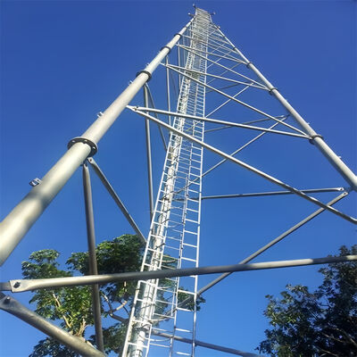 30M 55M 80M Hot Dip Galvanized 3 Leg Tubular Stahl frei stehend GSM Cdma Mobilfunk Antennenmast