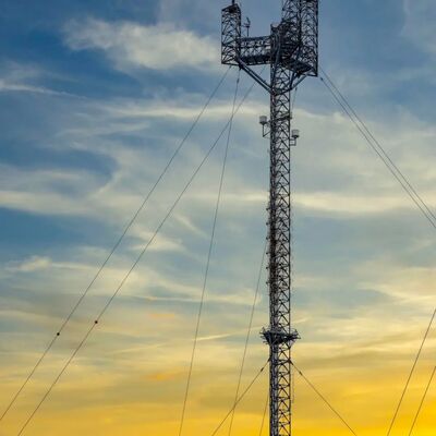 Gewirktes Drahtturm mit Konstruktionskonformität mit ANSI/TIA-222-G-H-F und europäischen EN-Normen für die Strukturleistung