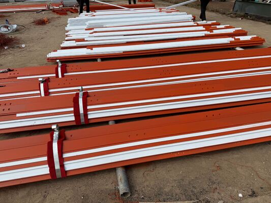 3 Beine Winkelstahlturm Dreiecksturmkörper mit gleicher oder variabler Neigung und Winkelstahlquerschnitt für die Kommunikation