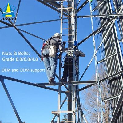 11 17 23 29M Leichter 3-beiniger, eckiger, verzinkter 5G-/4G-Satelliten-Telekommunikationsantennenturm mit geringer Last für den Außenbereich