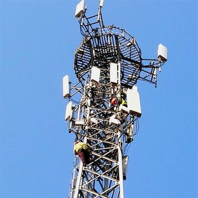 19 27 35M Wartungsarme 3-beinige rohrförmige verzinkte Stahl-selbsttragende Outdoor 5G 4G Mikrowellen-Langzeitmast