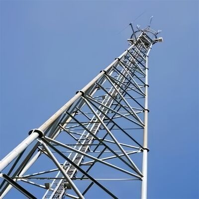 Schwerer 3-beiniger Stahlrohrturm mit feuerverzinkter Oberfläche für verbesserte Korrosionsbeständigkeit im Außenbereich