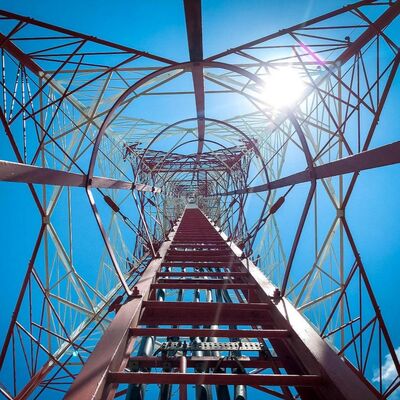 IP65 Weatherproof 4 Leg Lattice Tower Wind Resistant For Outdoor 5G Base Station