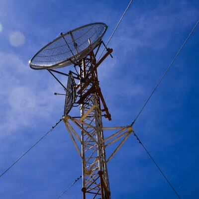 20M 30M Guyed Wire Tower Stabile Struktur für städtische Telekommunikations-Basisstation