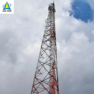 40M 52M 70Meter vorgebohrte Löcher 3 mit Beinen versehener Winkelstahlturm für Straßenstations-Telekommunikation