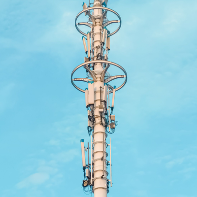 32 m schlanker Monopolturm, landschaftsfreundlich für städtische Fußgängerzonen